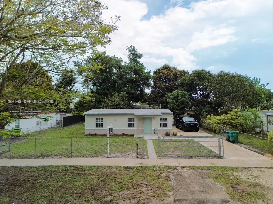 2310 W Bunche Park Drive, Miami Gardens, FL 33054 - #2