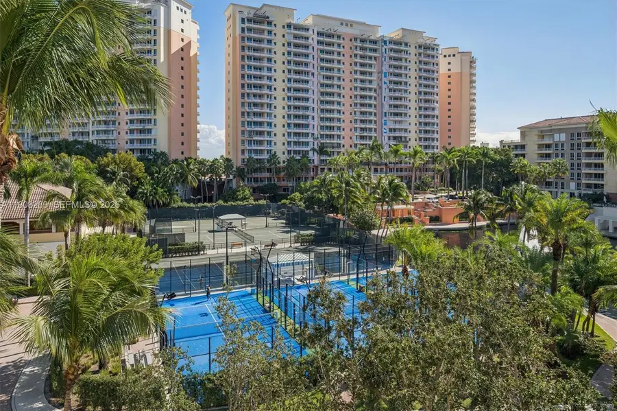 717 Crandon Blvd 507 #507, Key Biscayne, FL 33149 - #3