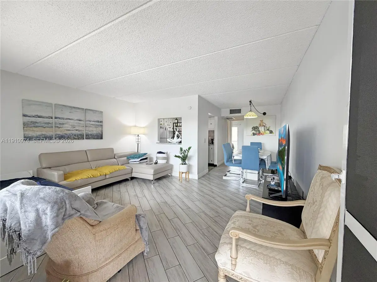 500 W Village Green Circle #W 203, Palm Springs, FL 33461 - #1