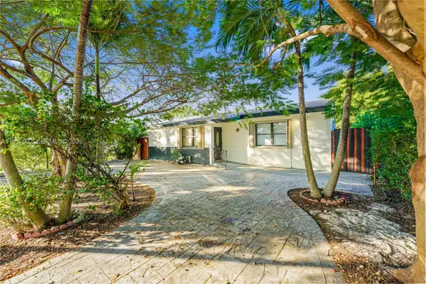 2827 Adams Street, Hollywood, FL 33020