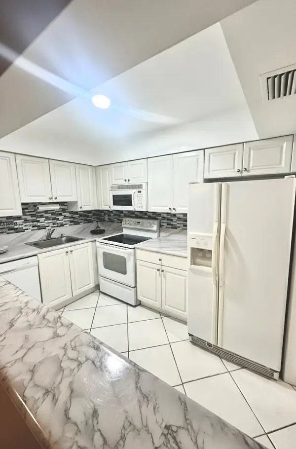 4158 Inverrary Drive #405, Lauderhill, FL 33319