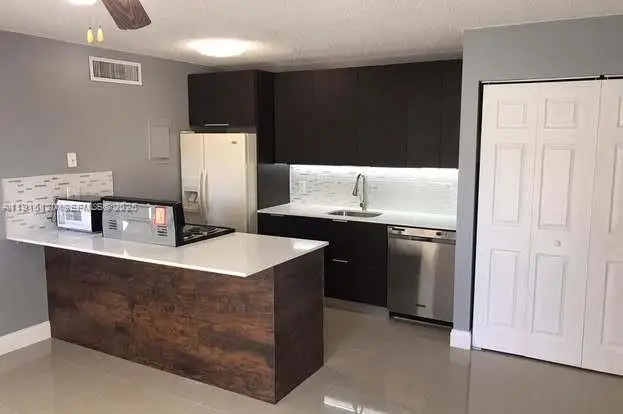 637 Executive Center Drive #N107, West Palm Beach, FL 33401 - #2