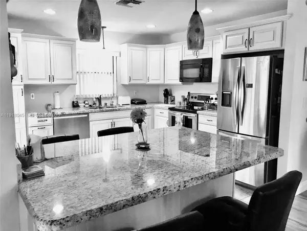 737 SE 22nd Drive, Homestead, FL 33033