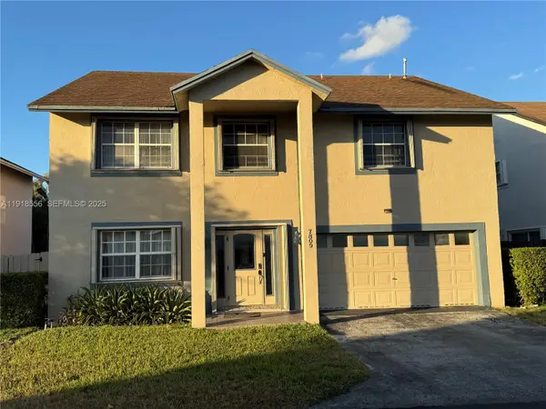 7809 NW 192nd Street, Hialeah, FL 33015