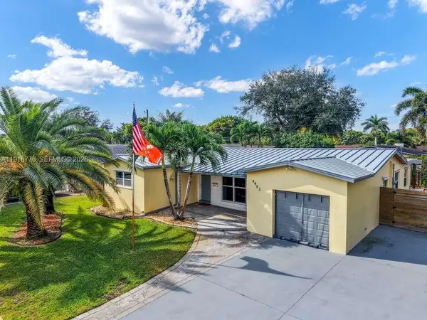 4903 SW 90th Terrace, Cooper City, FL 33328