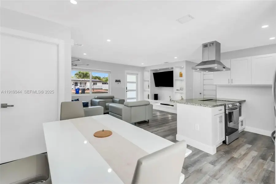 330 N 70th Avenue, Hollywood, FL 33024 - #2