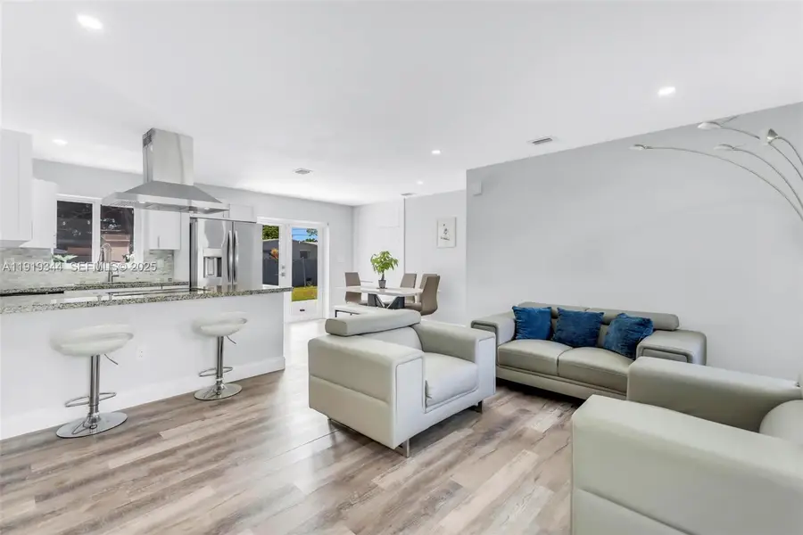 330 N 70th Avenue, Hollywood, FL 33024 - #3