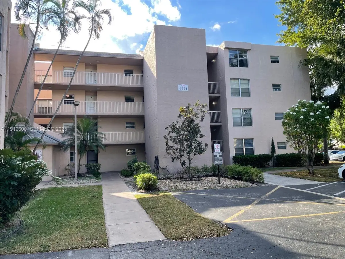 9471 Evergreen Place #401, Davie, FL 33324 - #1