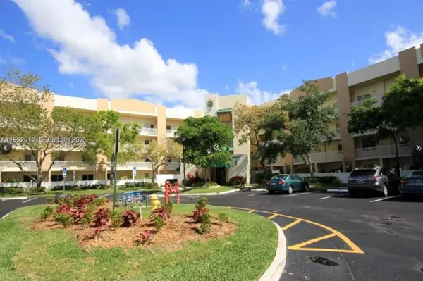 9587 Weldon Circle #B203, Tamarac, FL 33321