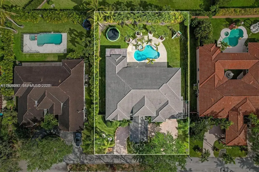 Address Withheld By Seller, Miami, FL 33176 - #2