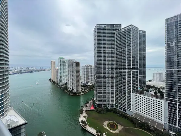 200 Biscayne Boulevard Way #3106, Miami, FL 33131