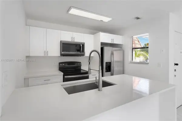 6580 W 27th Court #58-21, Hialeah, FL 33016