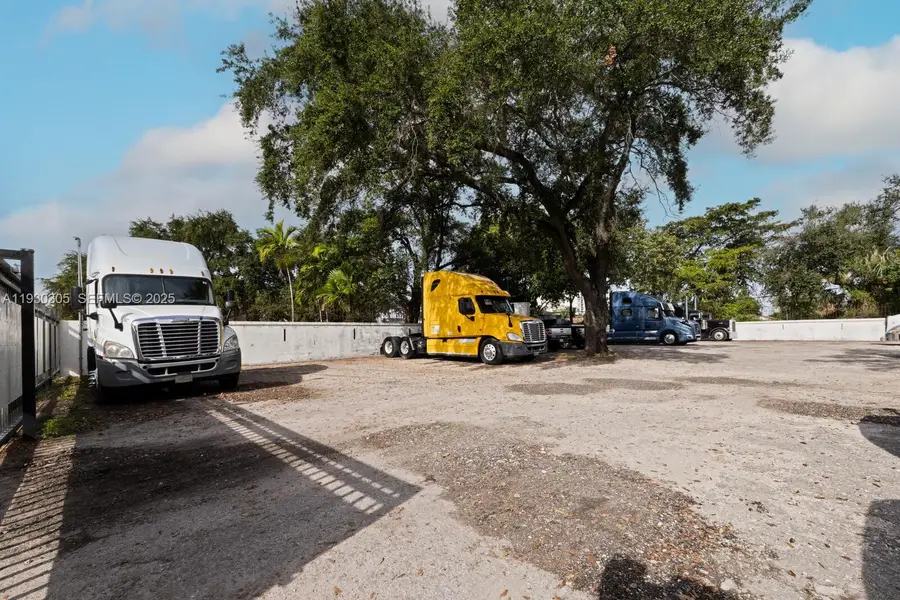 Address Withheld By Seller, Miami, FL 33147 - #3
