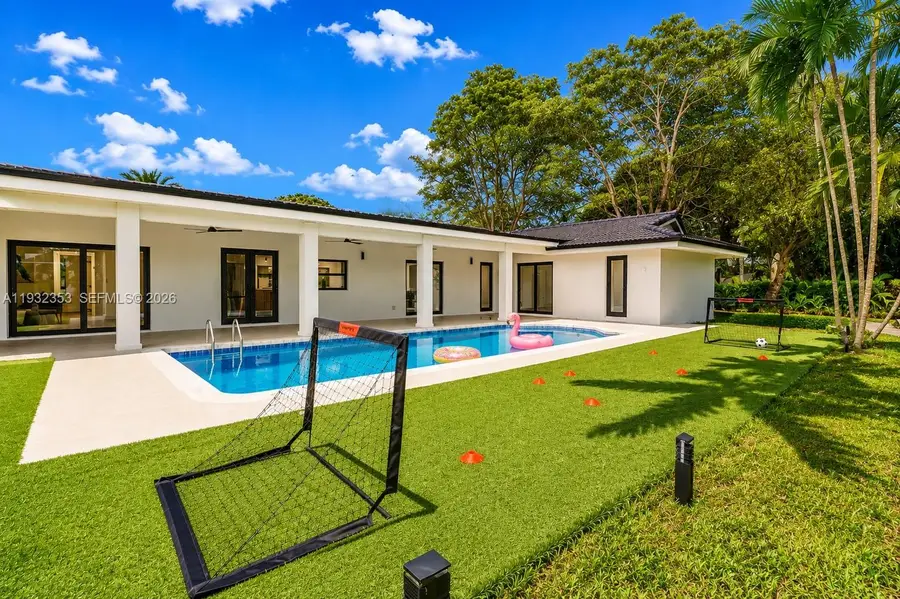 7700 SW 168th Terrace, Palmetto Bay, FL 33157 - #3