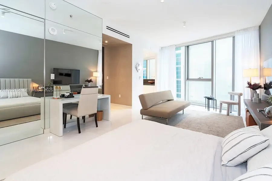 300 Biscayne Blvd Way #805, Miami, FL 33131 - #3