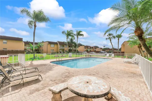 9974 SW 88th Street #1028, Miami, FL 33176