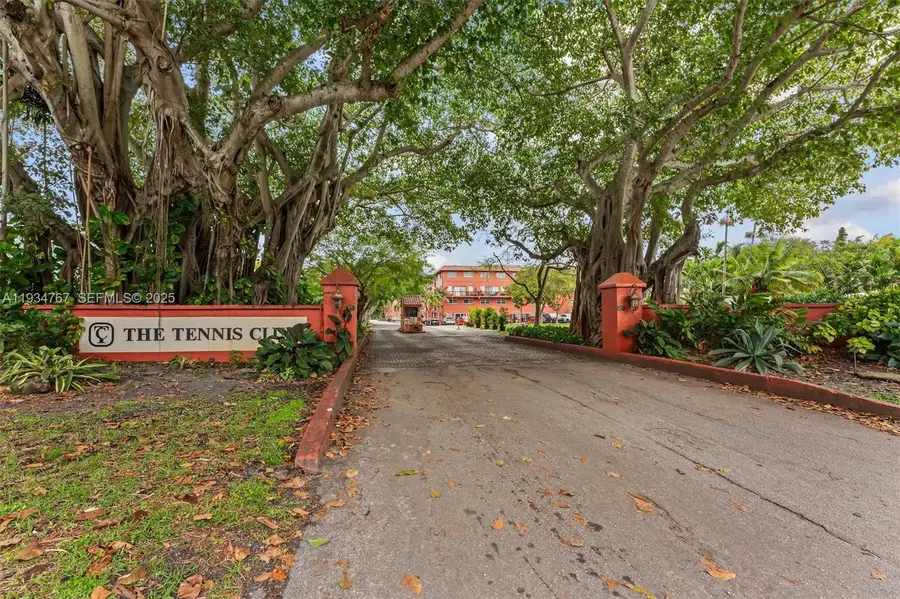 620 Tennis Club Drive #110, Fort Lauderdale, FL 33311 - #2