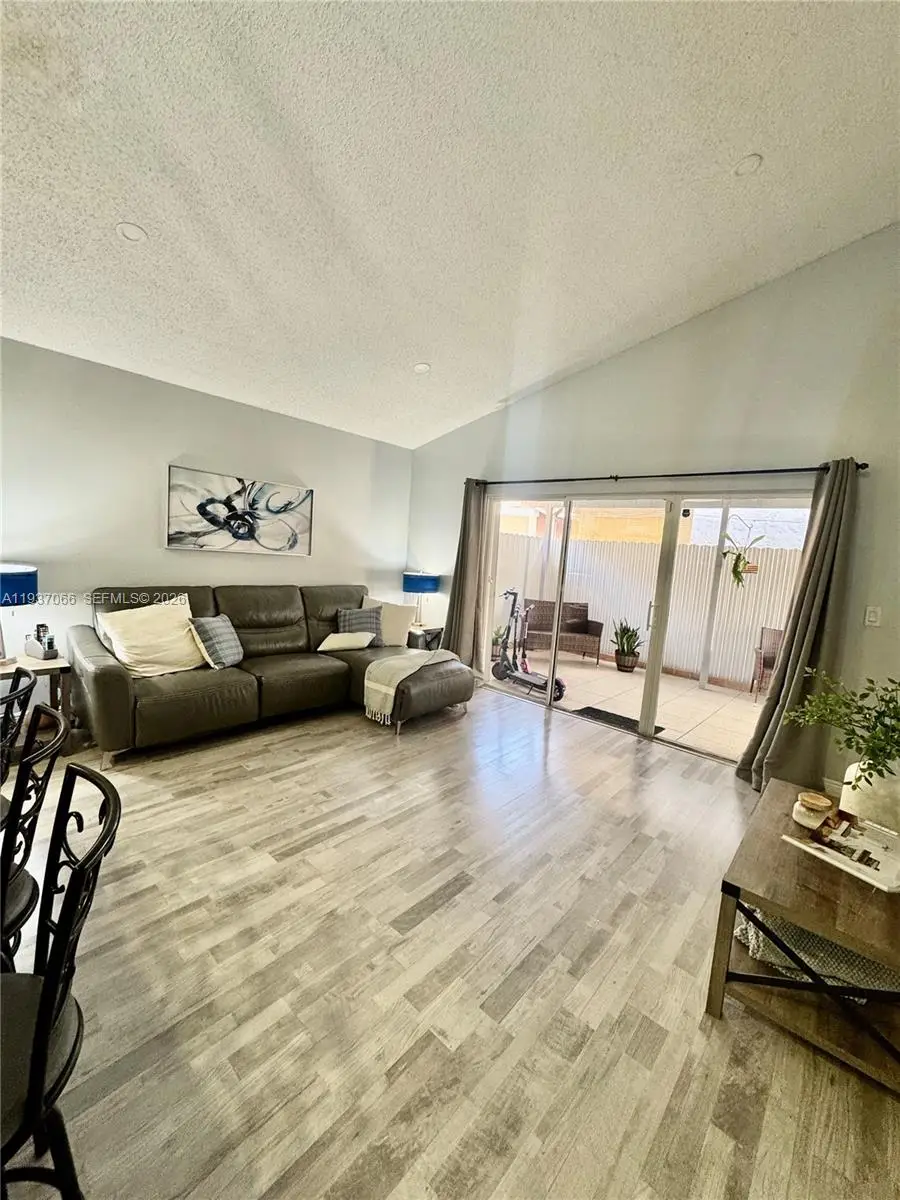 11512 SW 6th Street, Sweetwater, FL 33174 - #3