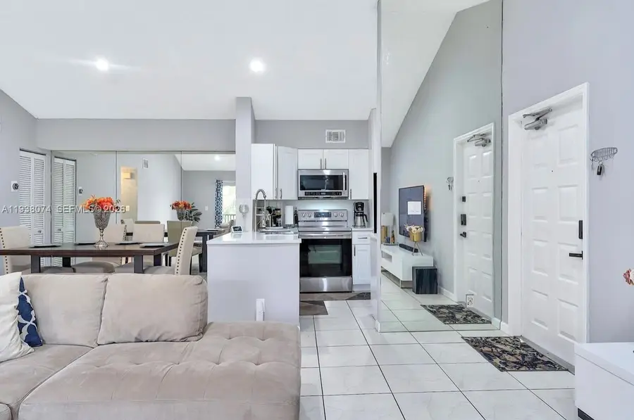 3001 N Oakland Forest Drive #301, Oakland Park, FL 33309 - #2