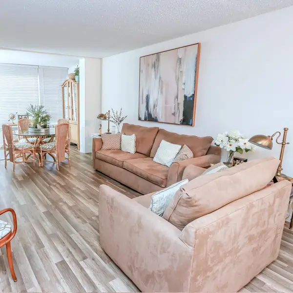 9150 Lime Bay Boulevard #212, Tamarac, FL 33321