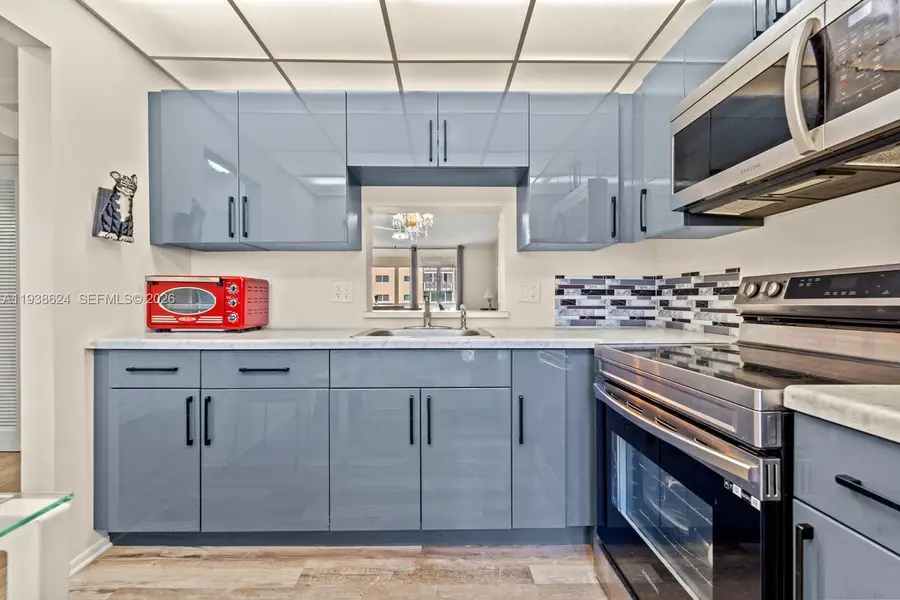 421 NE 14th Avenue #405, Hallandale Beach, FL 33009 - #2
