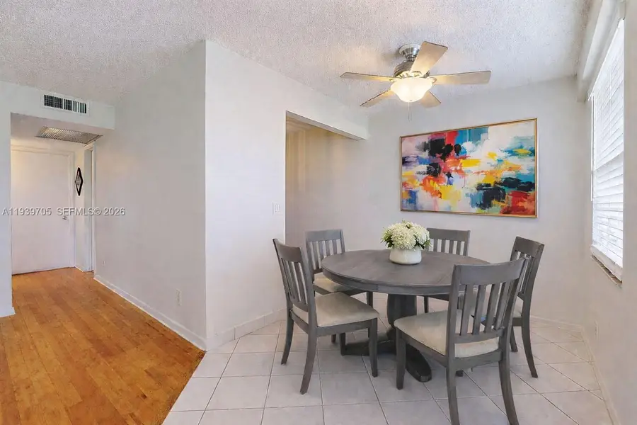 13450 SW 3rd Street #408D, Pembroke Pines, FL 33027 - #3