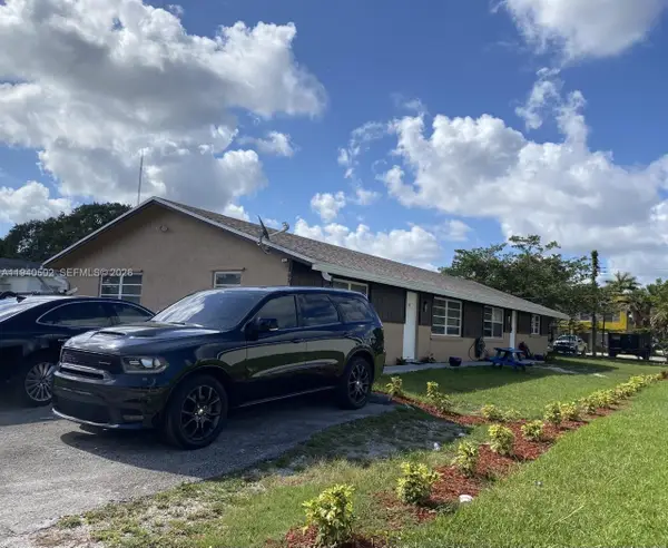 5904 SW 27th Street, West Park, FL 33023