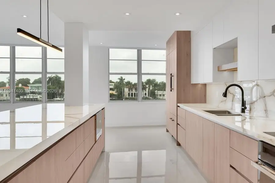 Address Withheld By Seller, Miami Beach, FL 33140 - #2
