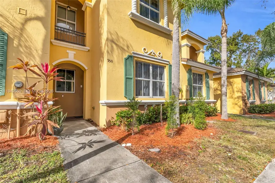 950 NE 42nd Place, Homestead, FL 33033 - #2