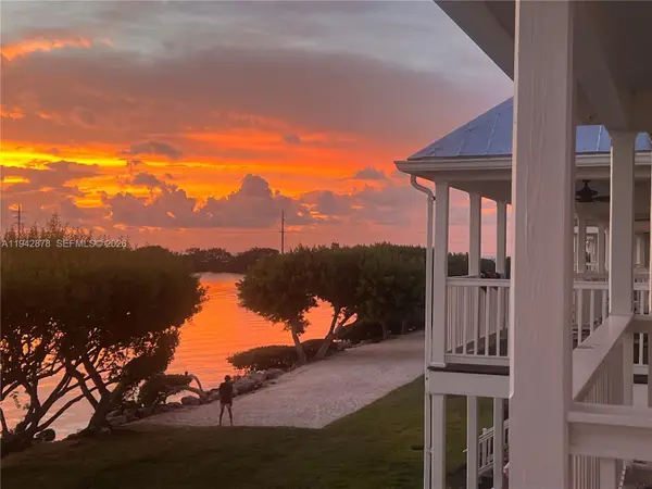 5017 Sunset Village Drive, Duck Key, FL 33050