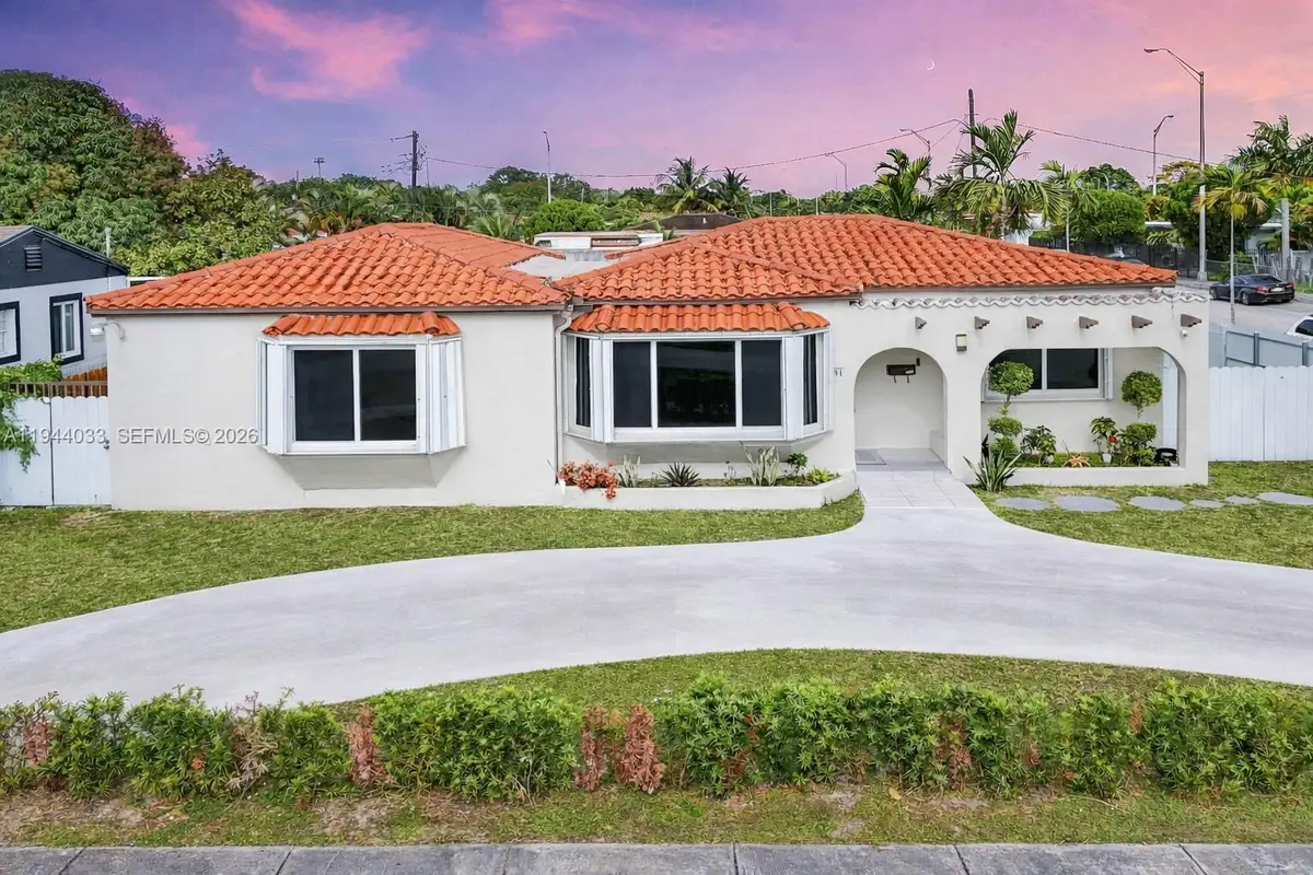 591 SE 5th Street, Hialeah, FL 33010 - #1