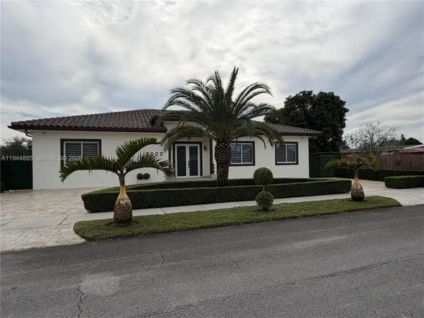 Address Withheld By Seller, Miami, FL 33165