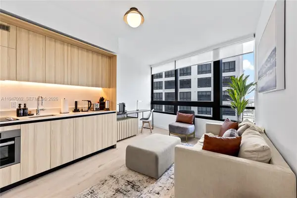225 N Miami Avenue #1102, Miami, FL 33128