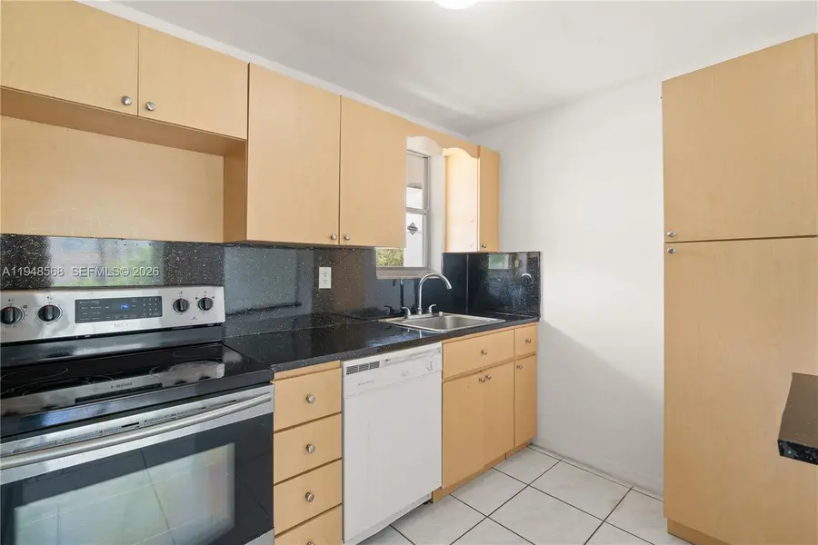 1700 NE 191st Street #202, Miami, FL 33179 - #3