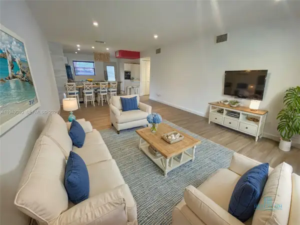 6090 N Sabal Palm Boulevard #208, Tamarac, FL 33319