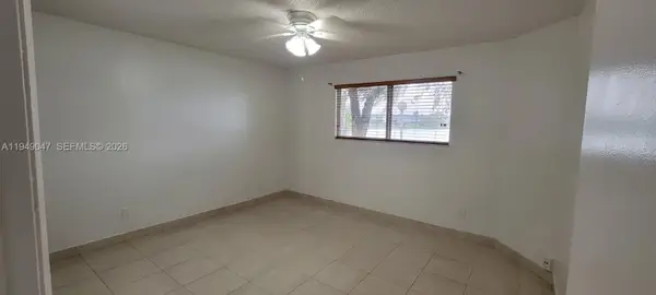 3469 NW 44th Street #103, Oakland Park, FL 33309