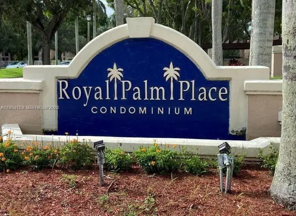 Address Withheld By Seller, Miami, FL 33196