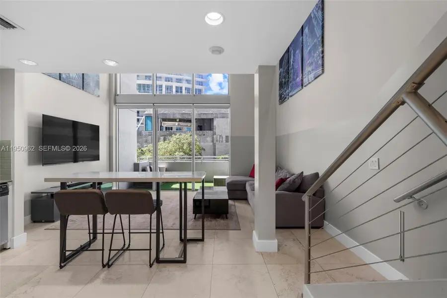 Address Withheld By Seller, Miami, FL 33131 - #3