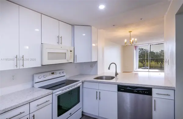 19701 SW 114th Avenue #364, Miami, FL 33157