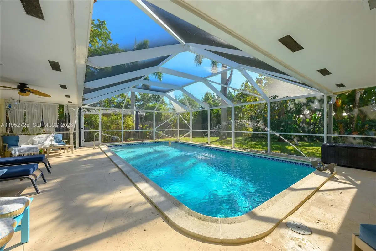 550 NE 5th Street, Pompano Beach, FL 33060 - #1