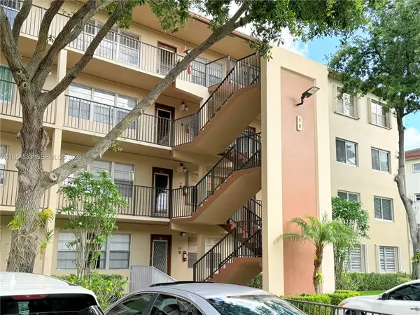 850 SW 133rd Terrace #416B, Pembroke Pines, FL 33027