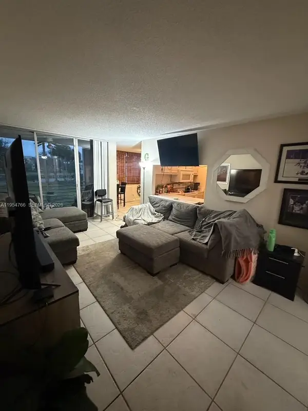 9441 Live Oak Place #209, Davie, FL 33324