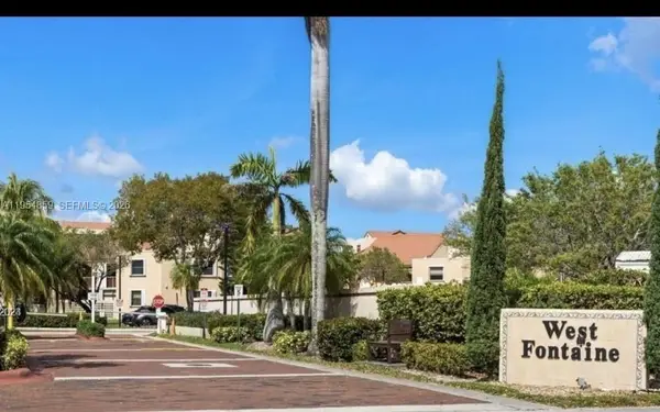 10229 NW 9th St Circle #2132, Miami, FL 33172