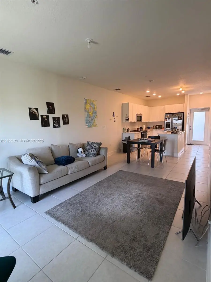 8001 NW 41st Street #F310, Doral, FL 33166 - #2
