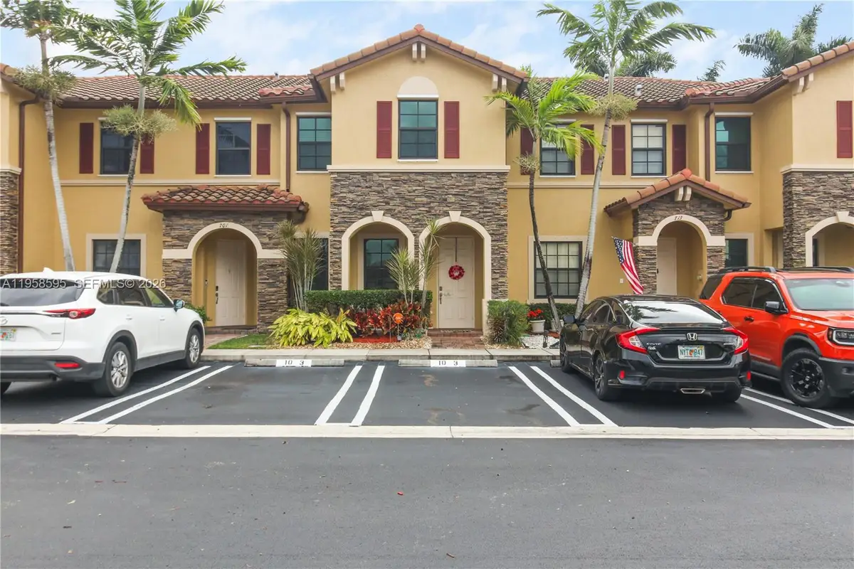 707 SE 32nd Terrace, Homestead, FL 33033 - #1