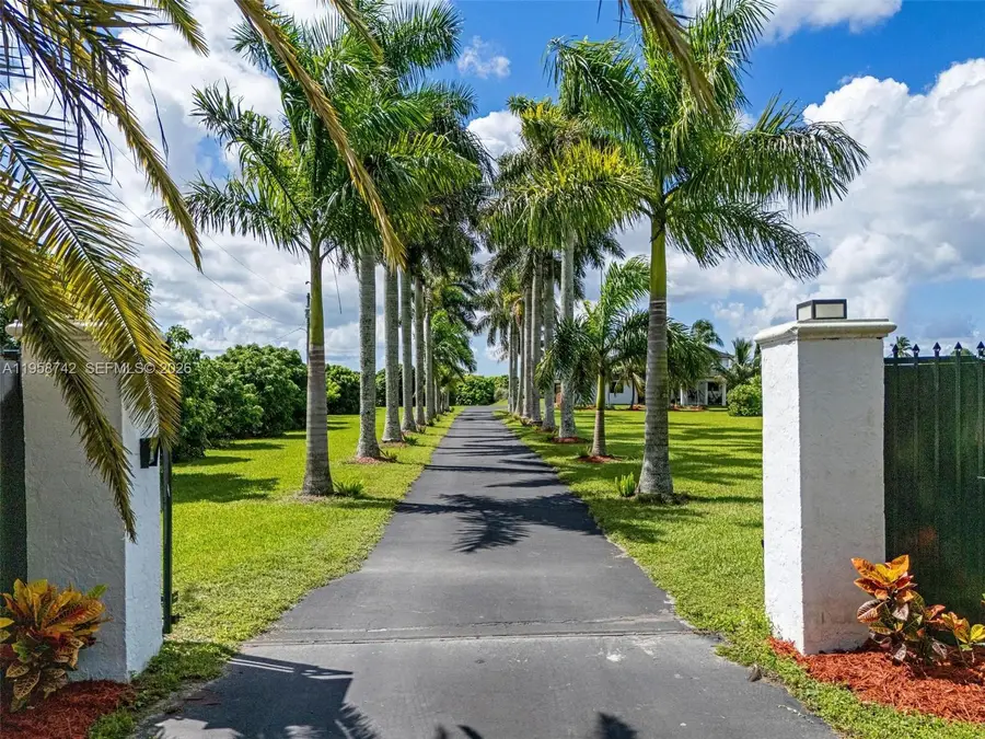 20520 SW 190th Street, Miami, FL 33187 - #2