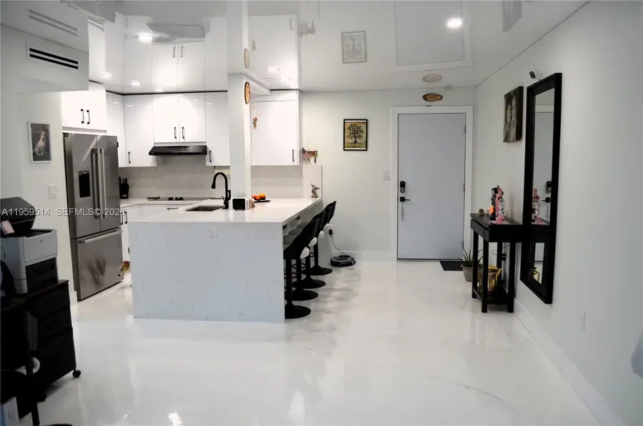 9682 Fontainebleau Boulevard #203, Miami, FL 33172 - #2