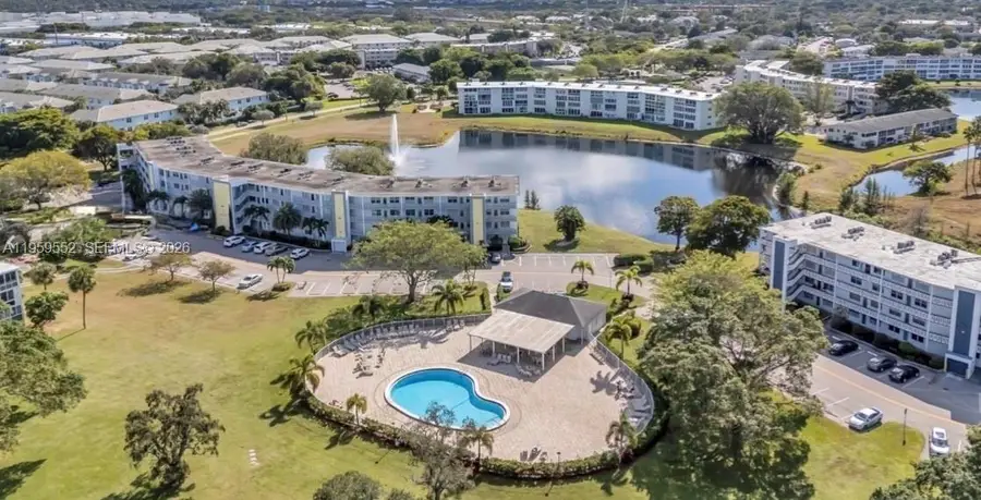4031 Berkshire 4031 #4031, Deerfield Beach, FL 33442 - #3