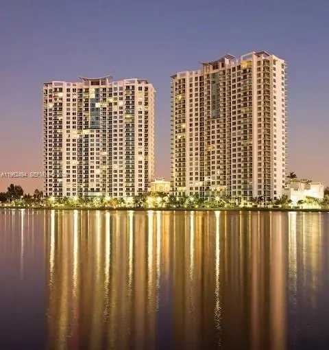 2641 N Flamingo Road #TH5N, Sunrise, FL 33323