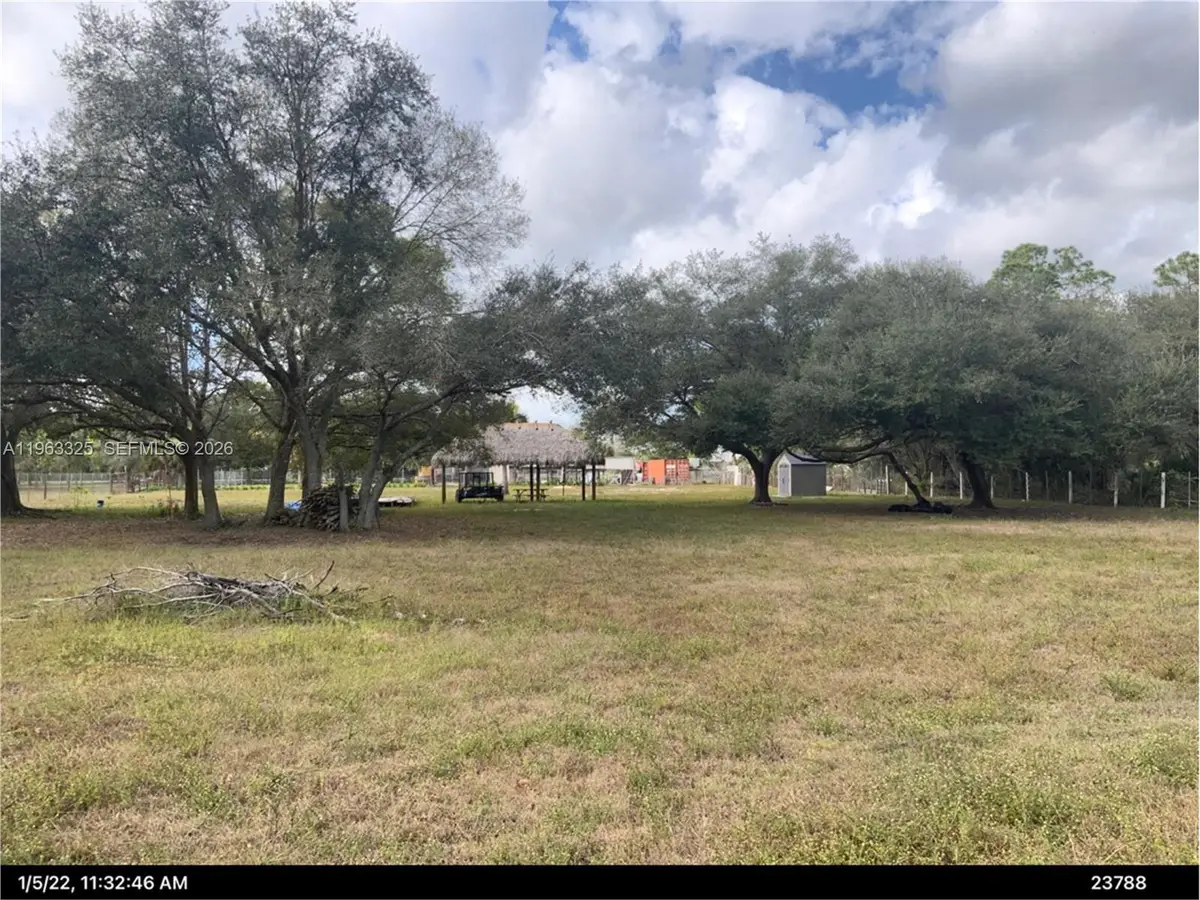260 S Isora Street, Clewiston, FL 33440 - #1
